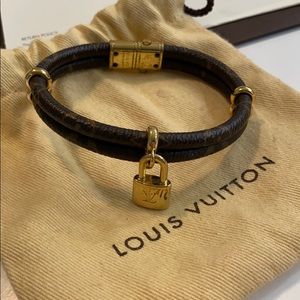 LOUIS VUITTON KEEP IT TWICE MONOGRAM BRACELET